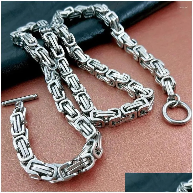 Men's Stainless Steel King Chain Necklace For Statement Style_voghion.com