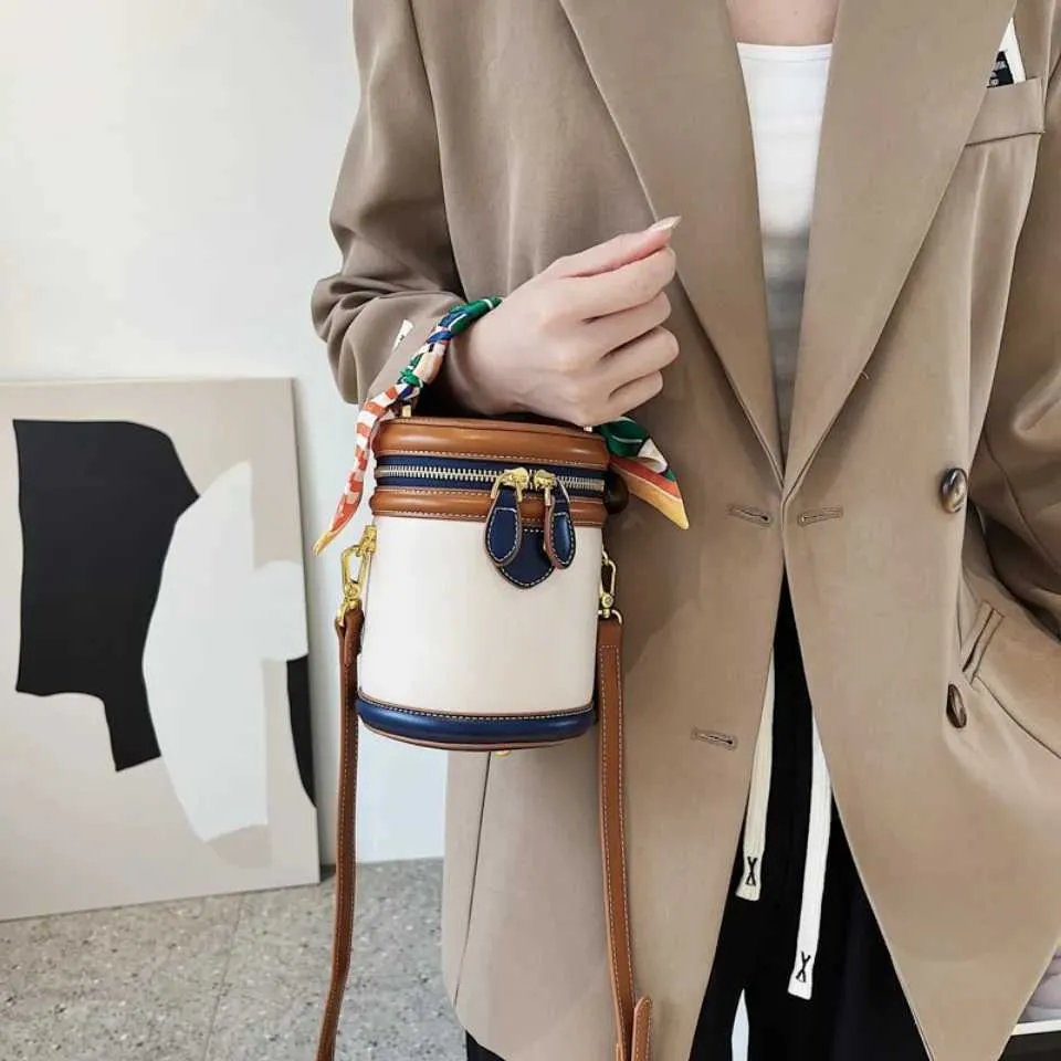 Borsa a secchiello donna in ecopelle a tracolla grande per viaggi_voghion.com