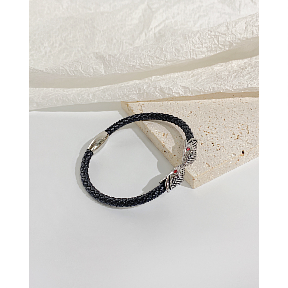 Source Schlangenkopf-Lederarmband Street Titanstahl-Lederarmband_voghion.com