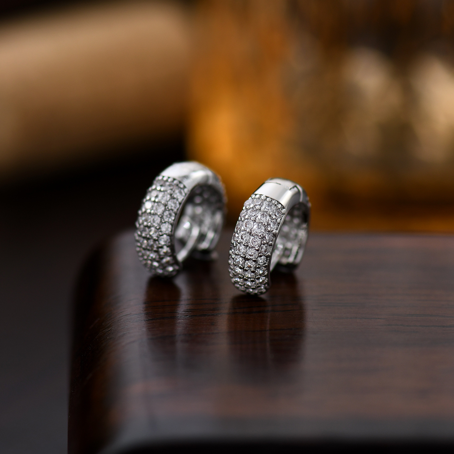 Hot selling Hip Hop Bubble Zircon Round Business Men's Punk Premium Earrings_voghion.com