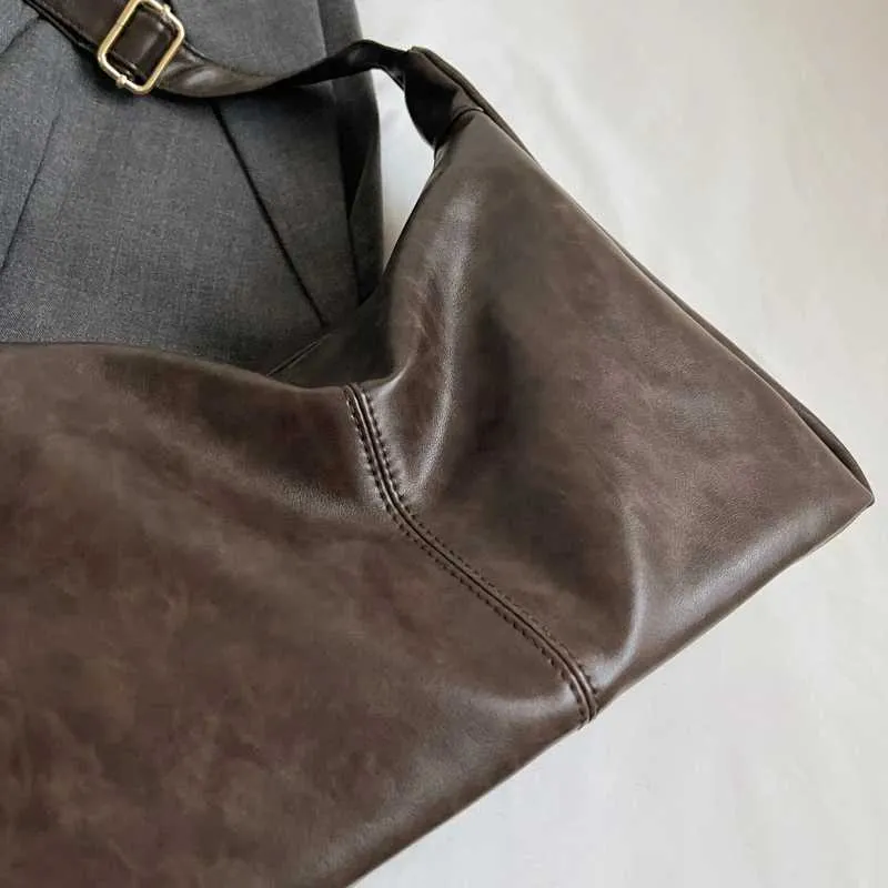 Modieuze dames schoudertas en crossbody tas voor herfst winter_voghion.com