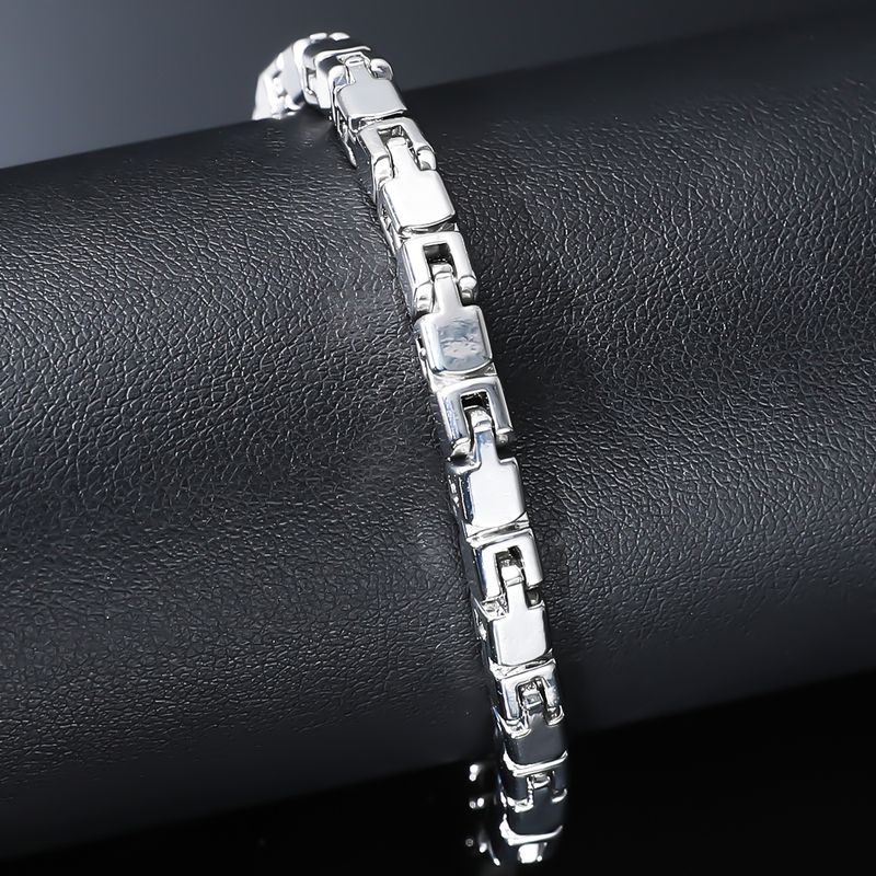 Pulsera con colgante de personalidad simple para hombres y mujeres._voghion.com