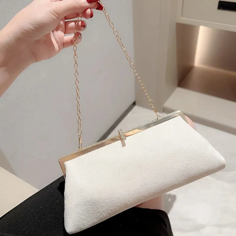 High-end Women Veet Evening Bag Fashion Fish Hook Lock Clutch Purses Female Handbags Chain Shoulder Bags for Wedding_voghion.com