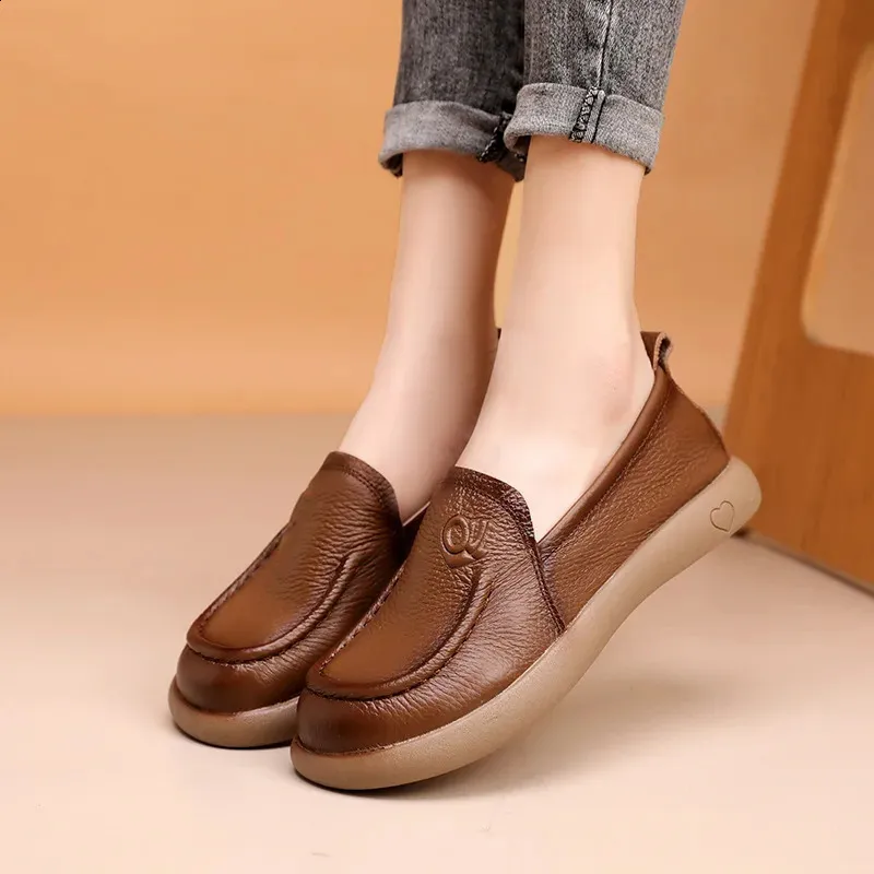 Comfortable Retro Brown Leather Flat Sandals For Women Daily_voghion.com