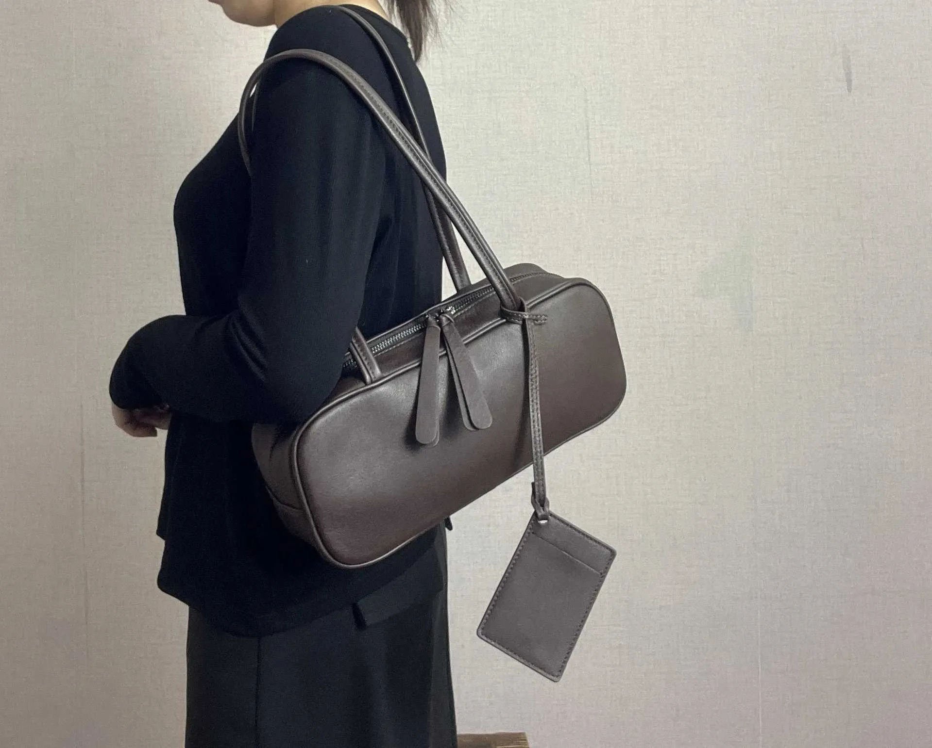 Womens Rectangular urious Design Genuine Leather Pillow Bag Double Shoulder Strap Underarm Wallet Handba241018_voghion.com