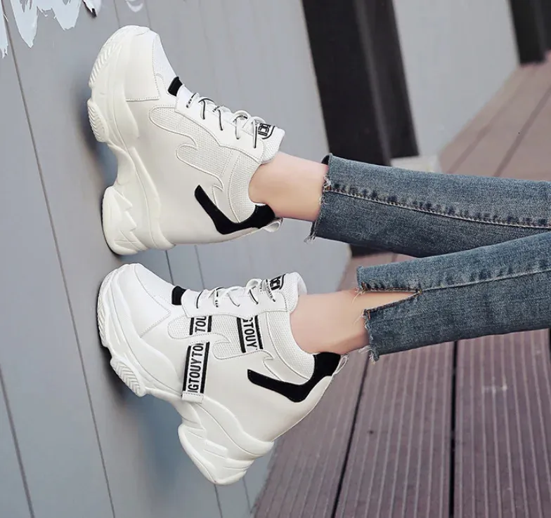 Heiße Verkäufe Trendy Schuhe High Top Sneakers Frauen Plattform Stiefeletten Korb Femme Chaussures Femmes Höhe Erhöhen_voghion.com