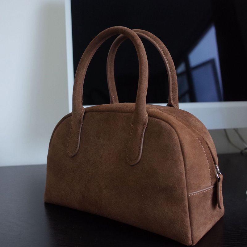 Nischen-Bowgtasche aus Leder für Damen mit großem Fassungsvermögen_voghion.com