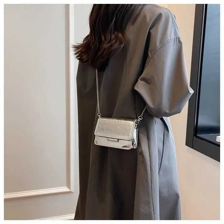 Vintage Frauen Sier Chic Umhängetasche Designer Kleine Schulter Taschen Mode Gold Mini Platz Nette Pu Leder Handtasche241216_voghion.com