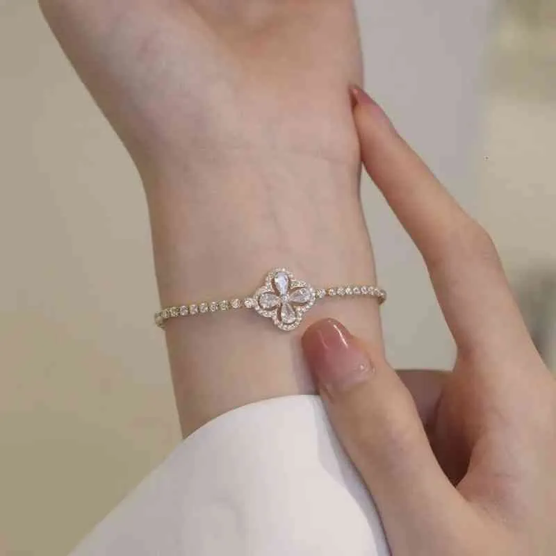 Water Drop Bracelet Clover Design Zircon Clavicle Chain Female Bride Jewelry Gift Ladies Woman_voghion.com