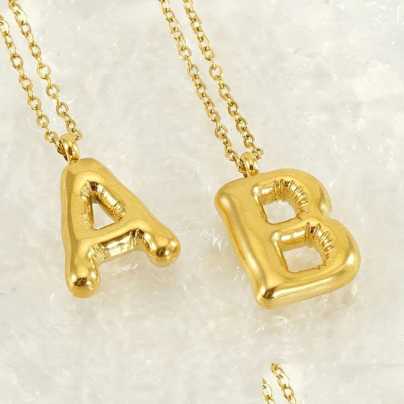 Collana con pendente iniziale lettera oro per donna e uomo_voghion.com