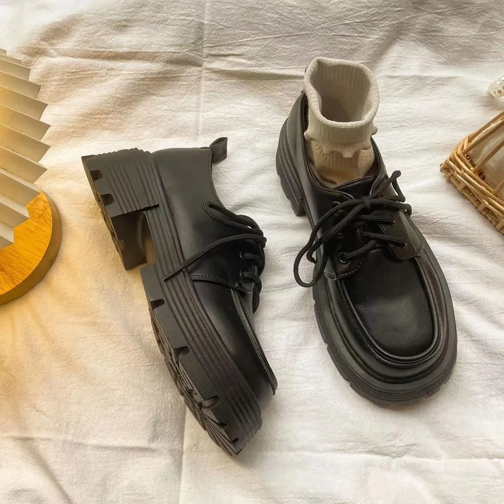 Melnas, biezas zoles, daudzpusīgas, mazas ādas kurpes sievietēm, 2024. gada pavasara un rudens sezonai, jaunas britu stila JK Le Fu_voghion.com