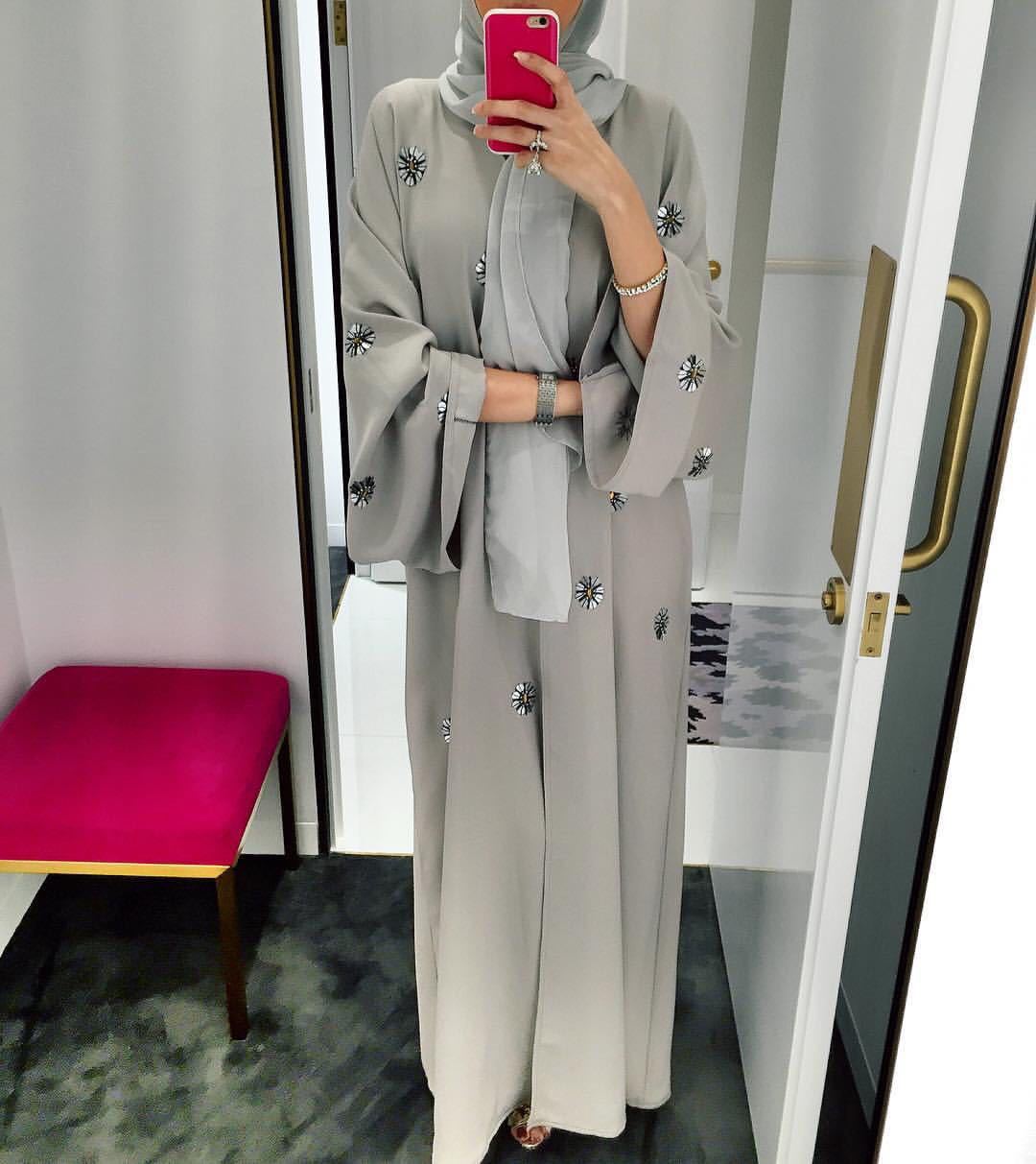 Vêtements pour femmes Loriya Dubai perles brodées Robe Cardigan du moyen-orient LR220