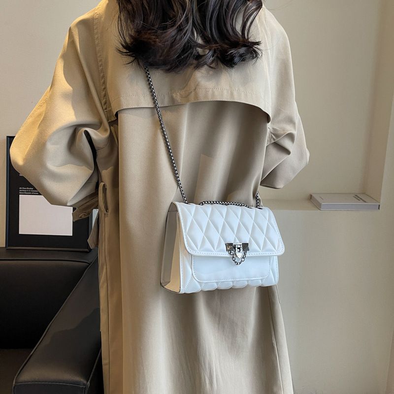 Popular Solid Color Dia Embroidery Thread Retro Chain Messenger Shoulder Small Square Women's Bag_voghion.com