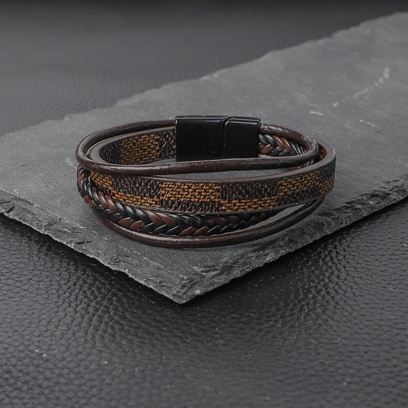 Uformelt ensfarget Pu-lær armbånd for menn_voghion.com