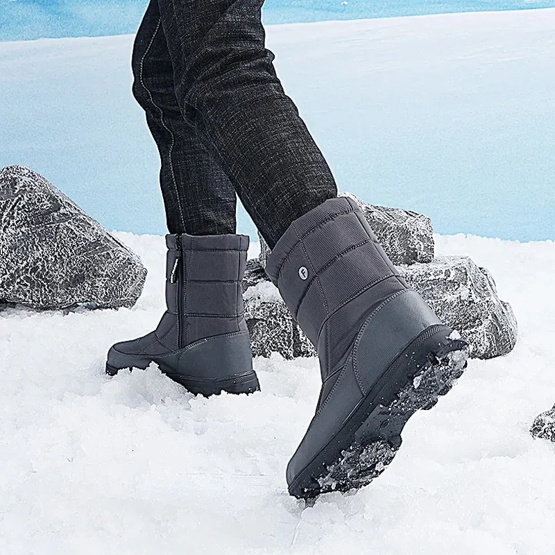 Bottes d'hiver pour hommes, grandes tailles, chaudes, en peluche, longues, imperméables, mi-mollet, pour l'extérieur, baskets durables, chaussures de loisirs à enfiler_voghion.com