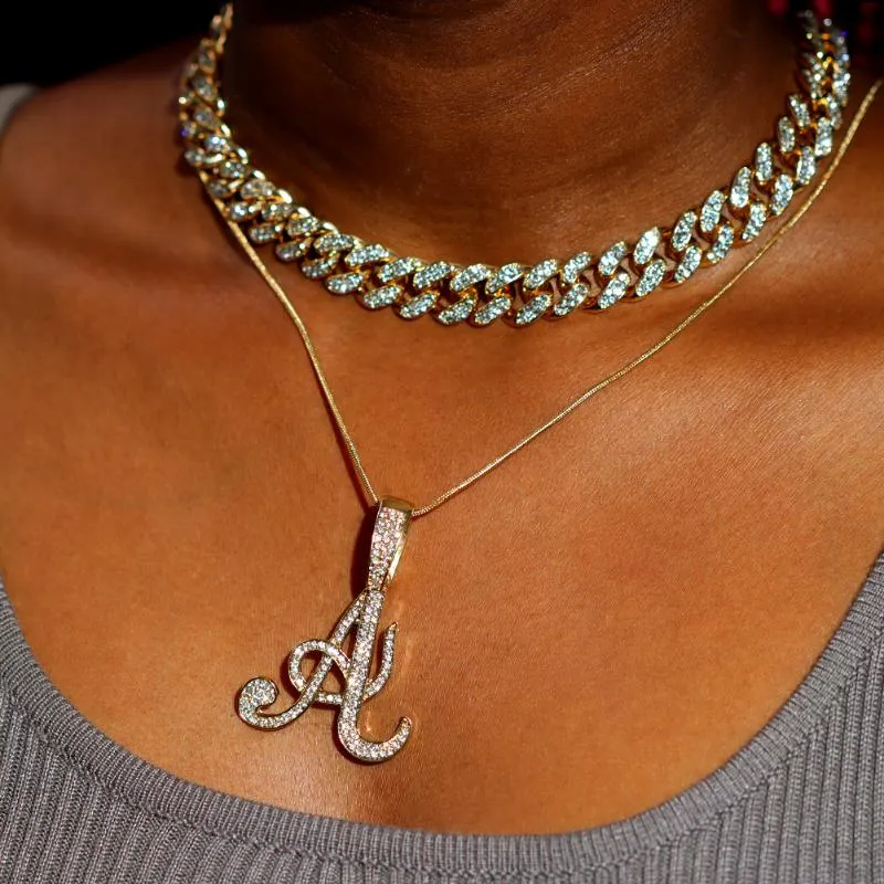 Ketten Bling Iced Out Gepflasterte Strass Kursivbuchstaben Anhänger Halskette Für Frauen Mode A-Z Initial Seil Kette_voghion.com