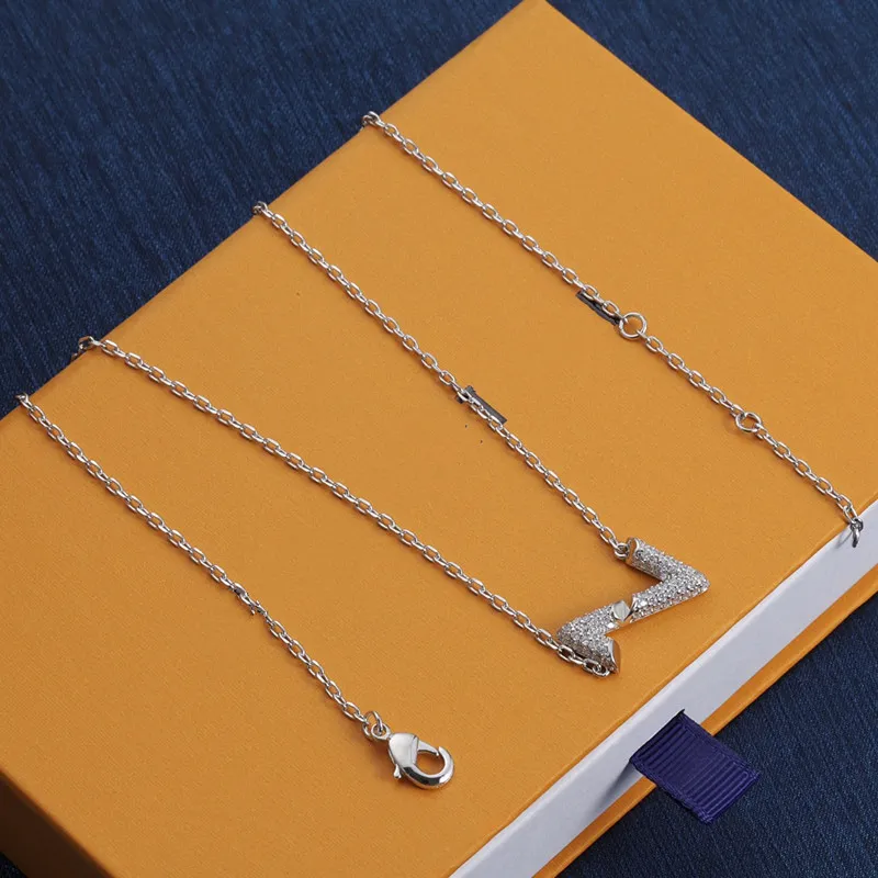 Con SCATOLA Designer Brand Sier Placcato Collane Bracciale Diamond Girl Regali Scenografia per gioielli di moda da donna_voghion.com