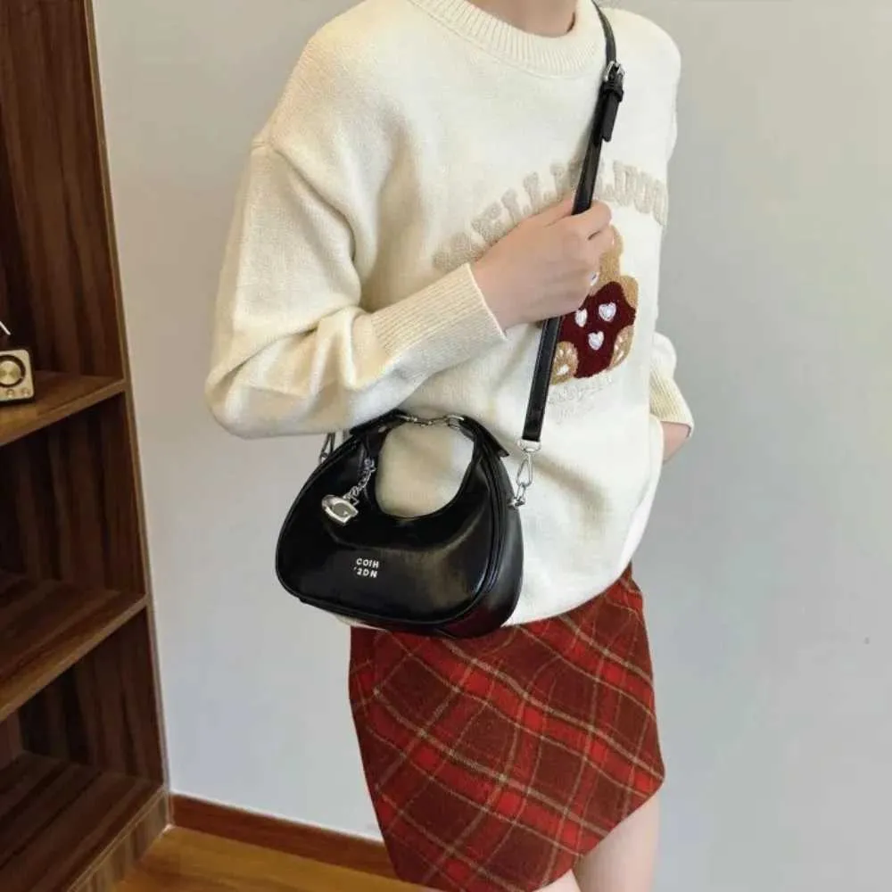 Elegant Women Shoulder Handbag And Versatile Messenger Bag Set_voghion.com