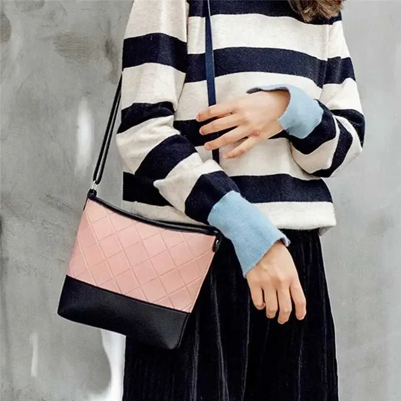 Piccola borsa a tracolla da donna borsa a spalla quadrata_voghion.com