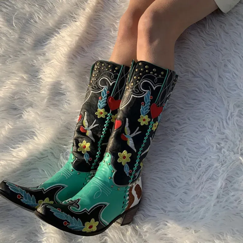 Winter Blue Western Cowboy Women Shoes Thick Heels Pointed Toe Embroidered Mid Calf Boots Fashion Cowgirl Booties 240921_voghion.com