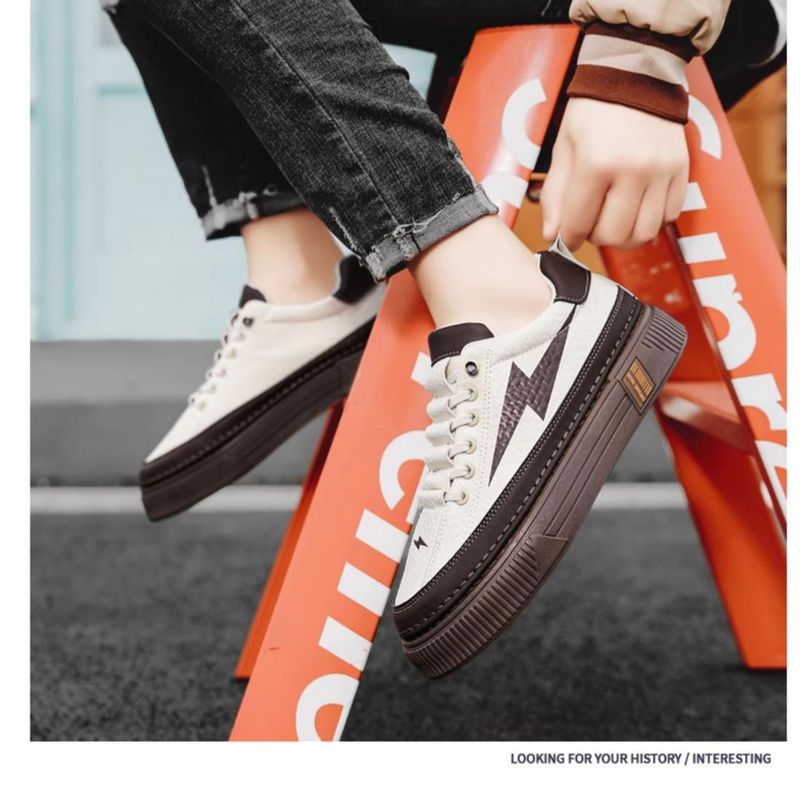 Vielseitige Casual Boardschuhe für Herren im Frühling, Teenager können auf Lederoberflächen treten, mit dicken Sohlen_voghion.com