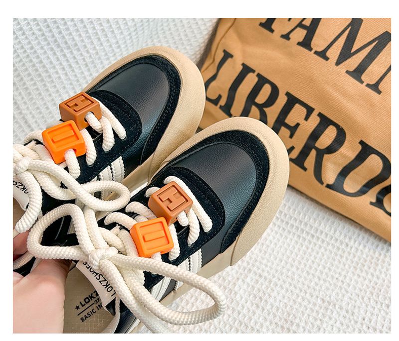 Ragazza vigorosa, versatile, con suola spessa, allenamento tedesco, piccola tavola bianca, scarpe sportive Instagram primavera 2024 da donna_voghion.com