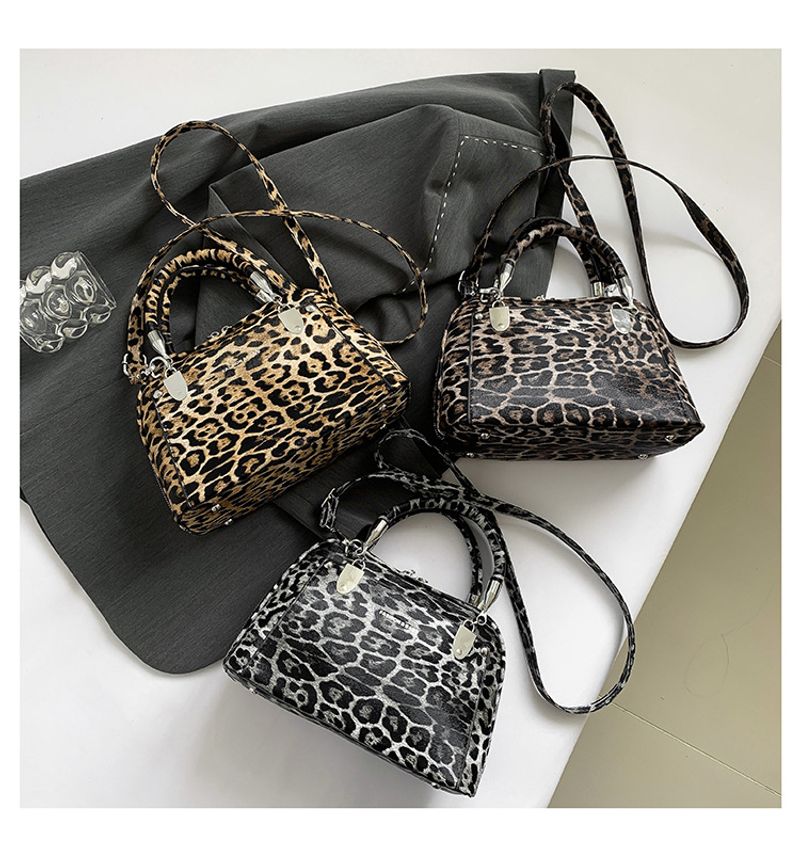 2024 neue Sommertrends im Retro-Leopardenmuster, tragbare Muscheltasche mit großem Fassungsvermögen, Temperament,_voghion.com