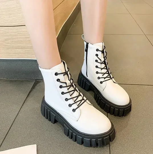 Mit Schnürsenkeln Biker Elegante Medium Heels Kurze Schuhe für Frau Combat Plateau Weiße Booties Schuhe Chunky Wasserdicht_voghion.com