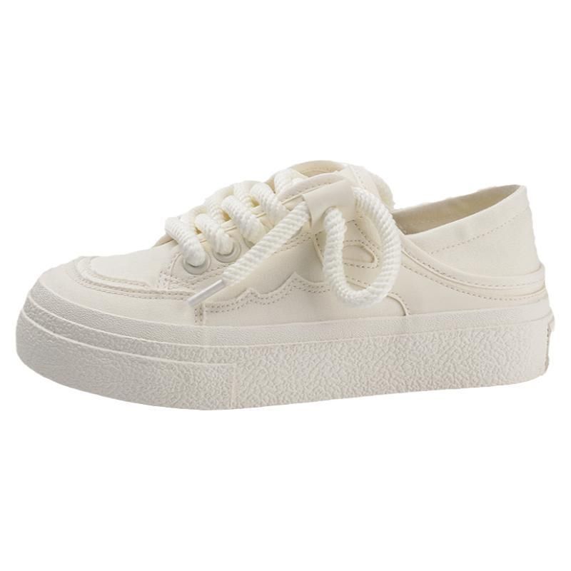 Two pairs of canvas worn by lazy people, one foot pedag and half mopping small white for women. 2024 summer new niche_voghion.com