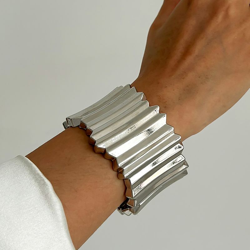 exaggerated Three Dimensional Striped Open Wide Versatile Cold Style Alloy Spring Bracelet Jewelry_voghion.com