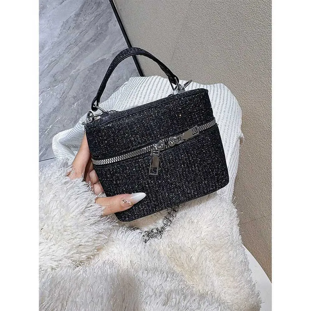 Glänzende Box-Umhängetasche für Frauen, süße Mini-Umhängetasche mit Reißverschluss und Kette, lässige, allgleiche Pendlertasche_voghion.com