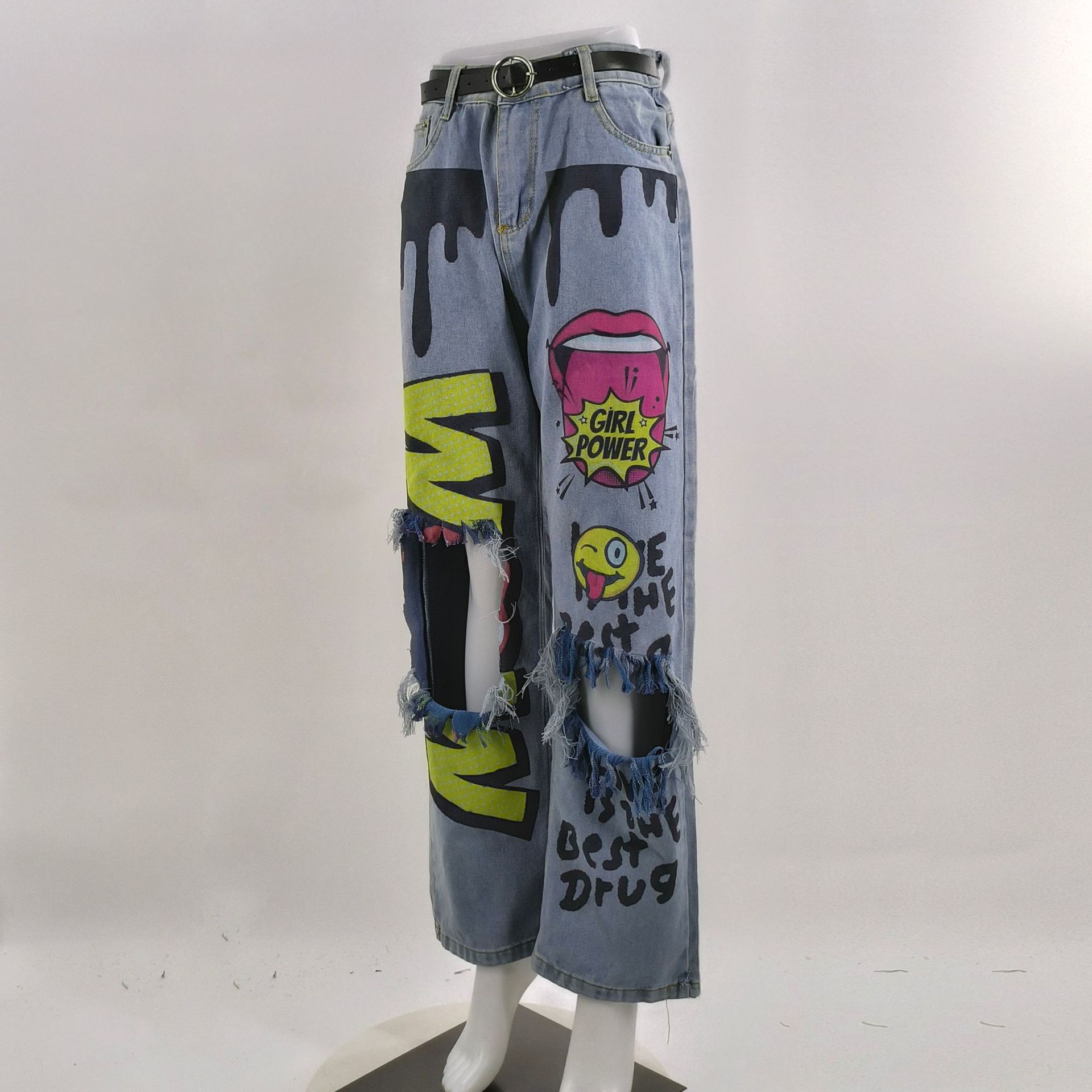 Modieuze dames jeans met zakken en modieuze gaten_voghion.com