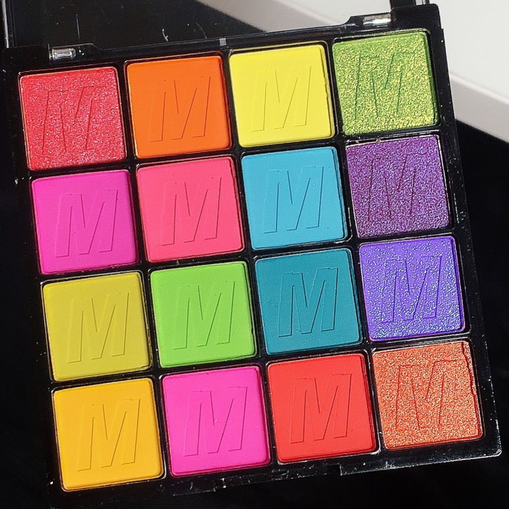 16 Colour Eyeshadow Palette Matte Pearl Glitter Waterproof Makeup_voghion.com