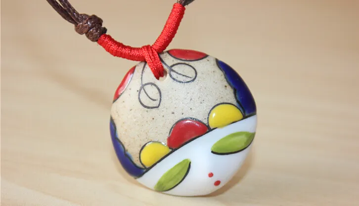 Ceramic Pendant Necklace For Women Simple Elegant Mothers Gift_voghion.com