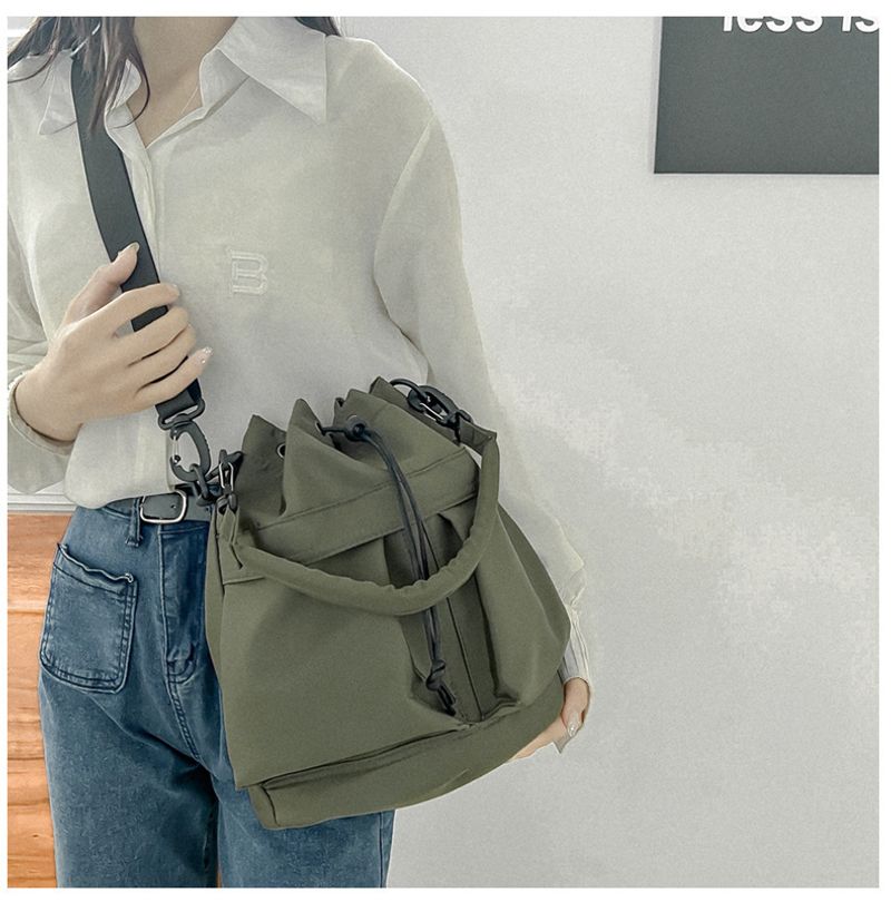 Lässige Schwimmtasche Große Kapazität Nylon Unterarm-Eimertasche Hochwertige tragbare Turntasche mit Kordelzug_voghion.com