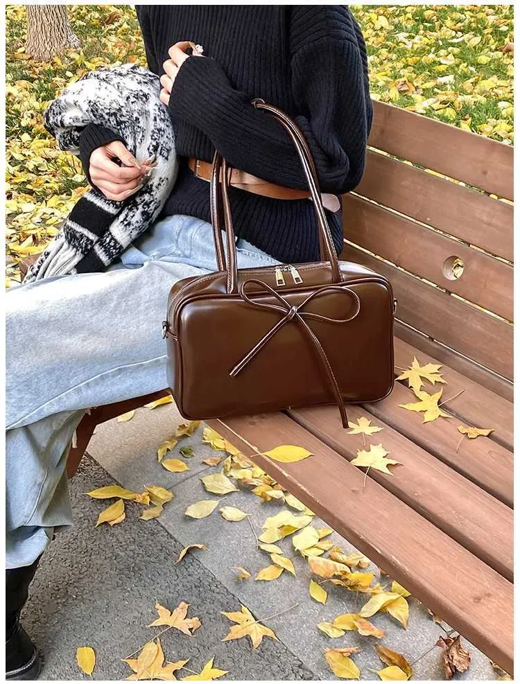 Women's Leather Shoulder Bag Large Capacity Casual Handbag_voghion.com