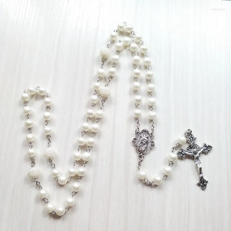 Collier rosaire catholique avec perles blanches_voghion.com