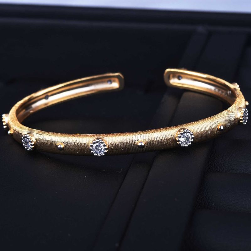 Copper Retro Plating Inlay Geometric Zircon Bangle_voghion.com