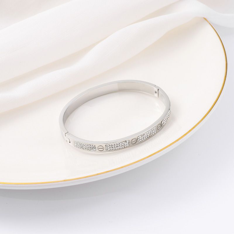 Titanium stalen armband voor dames minimalistisch design_voghion.com