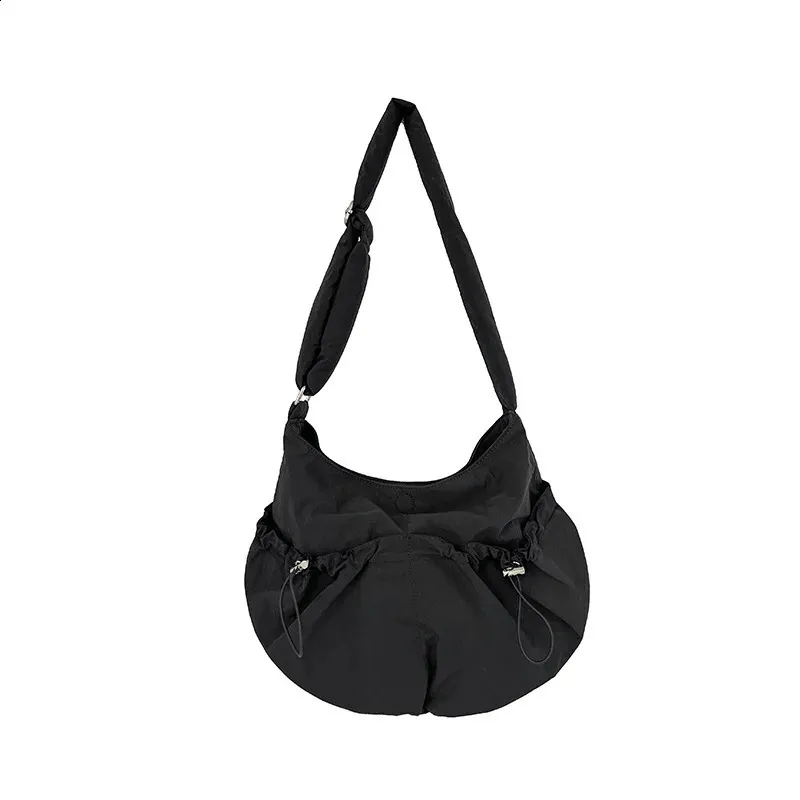 College-Studenten Plissee Casual Niche Koreanische Nylon Große Kapazität Weibliche Crossbody Volltonfarbe Trendy Schulter Tasche_voghion.com