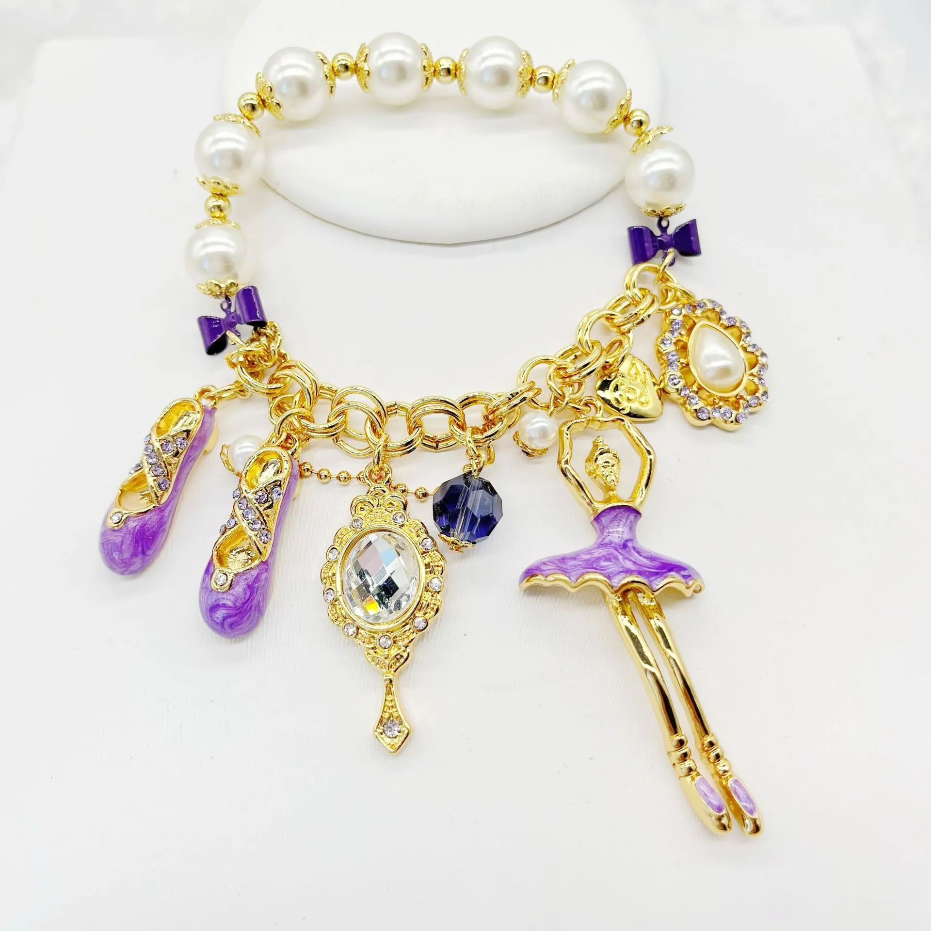 Bracelet à breloques en perles avec pendentif violet vintage_voghion.com