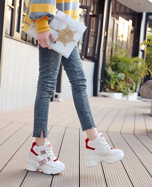 Heiße Verkäufe Trendy Schuhe High Top Sneakers Frauen Plattform Stiefeletten Korb Femme Chaussures Femmes Höhe Erhöhen_voghion.com