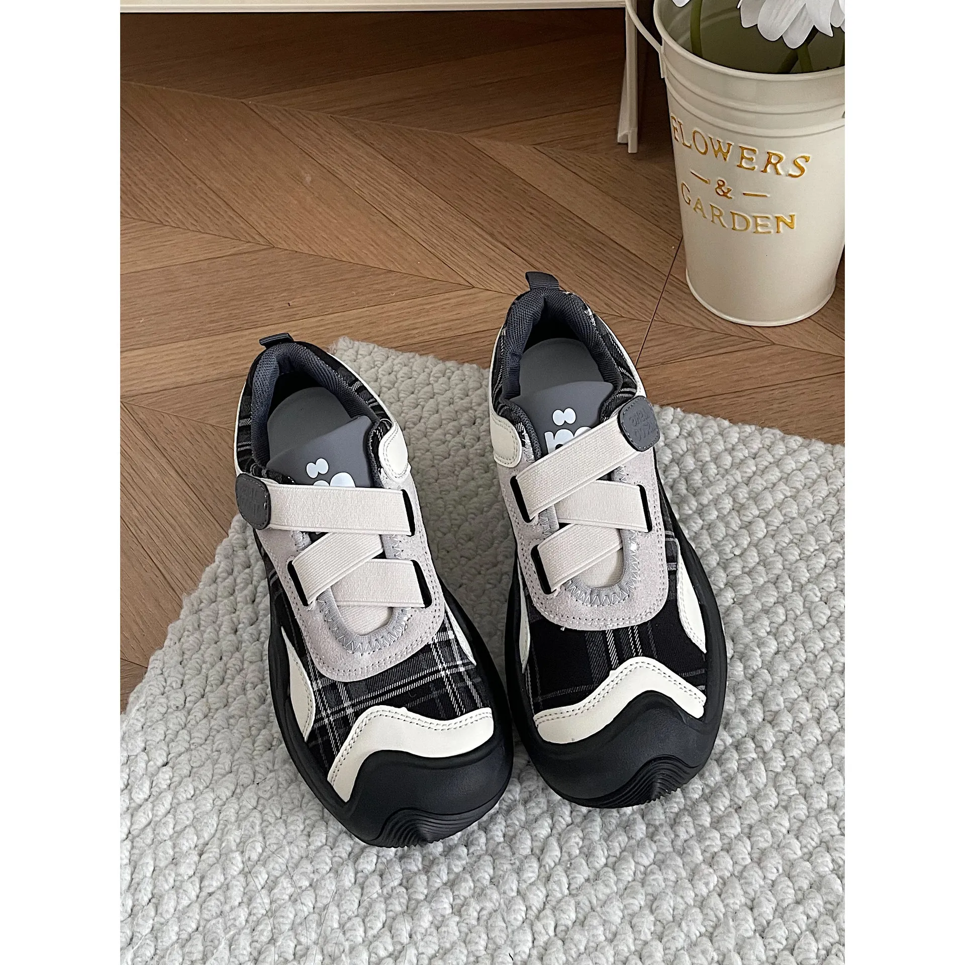 Jinmi 2024 Nuove scarpe sportive casual autunnali da donna con fondo spesso, testa grande, brutte e carine, con velcro, versatili, singole, per donna_voghion.com