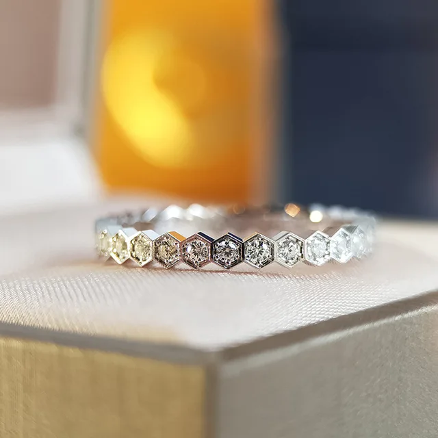Anillos de boda con dijes de panal de abeja chapados en oro rosa y cristales de circón para mujer, regalos de joyería listos para usar_voghion.com