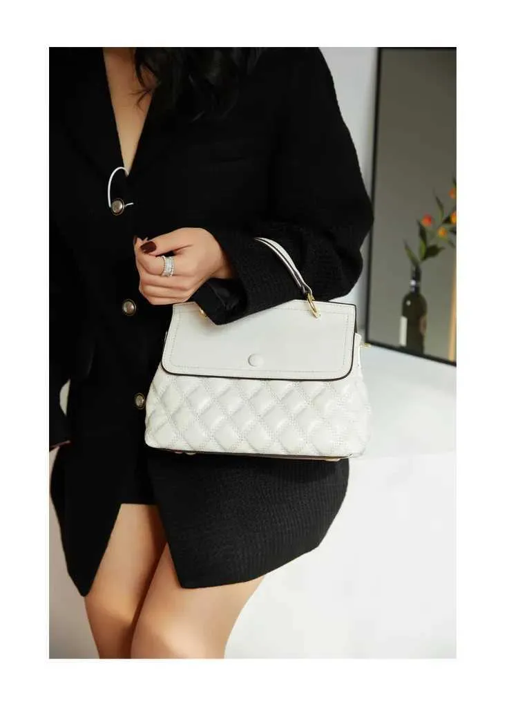 Women's Large Capacity Plaid Crossbody Handbag In Leather Style_voghion.com
