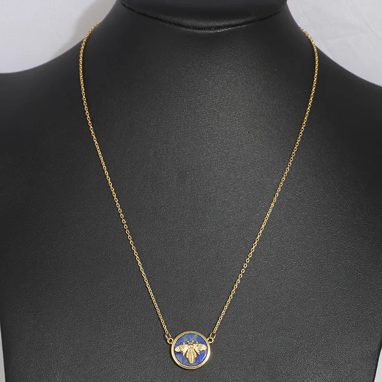 Collane con ciondolo Collana con pietra colorata a forma di disco ape rotonda_voghion.com