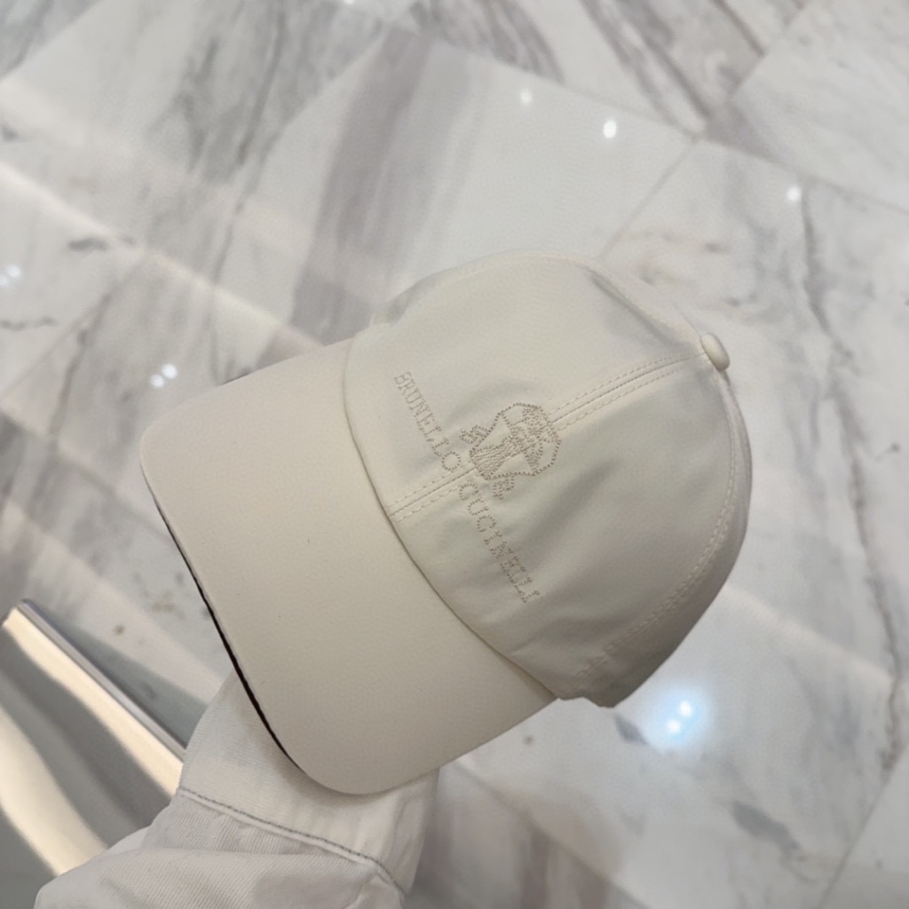 Brunello Four Seasons Beige Universal Baseball Cap_voghion.com