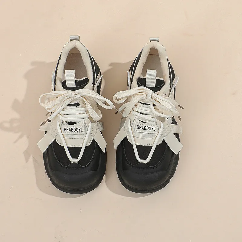 Scarpe da running in vera pelle con interno in peluche e mesh_voghion.com