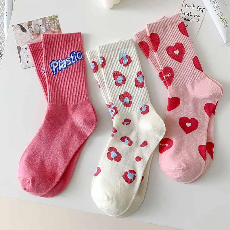 Lente en zomer Rose Roze Leuke Sokken Dames Bloem Liefdesbrief Koreaanse stijl Gepersonaliseerde All-match Modieuze Sport Lange Sokken voor Dames_voghion.com