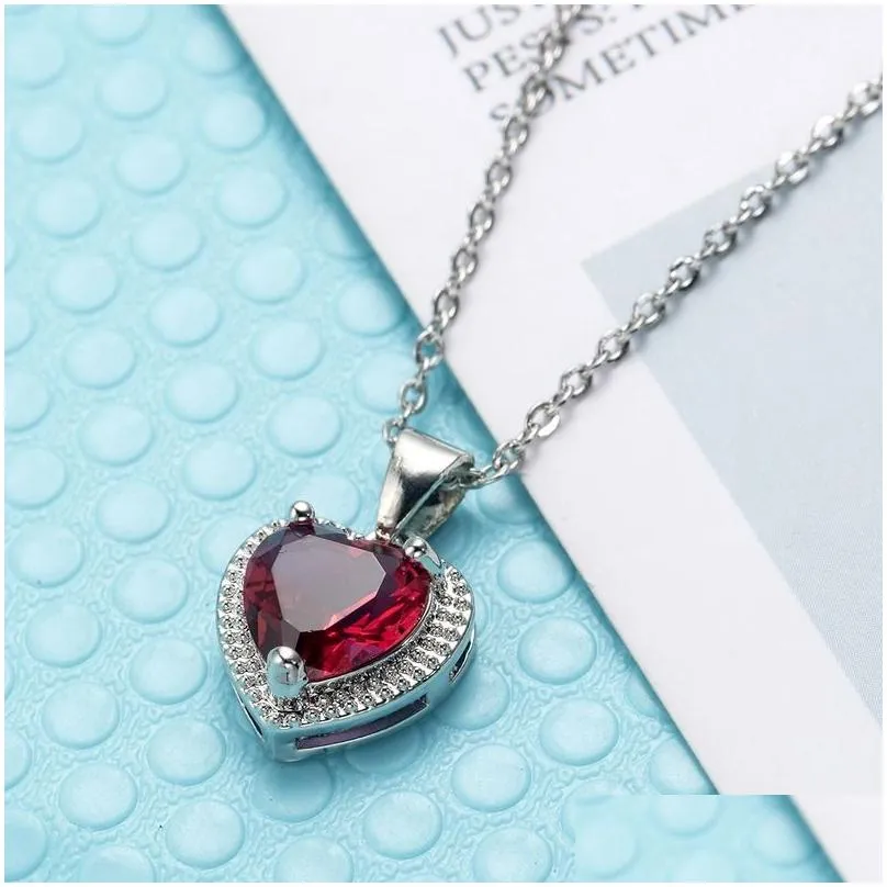 Pendant Necklaces Diamond Heart Necklace Stainelss Steel Chain Women Girls Red Green Crystal Fashion Jewelry Will And_voghion.com